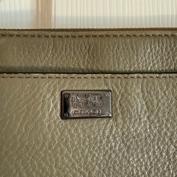 Coach Madison Olive green crossbody purse - Picture 3 of 5